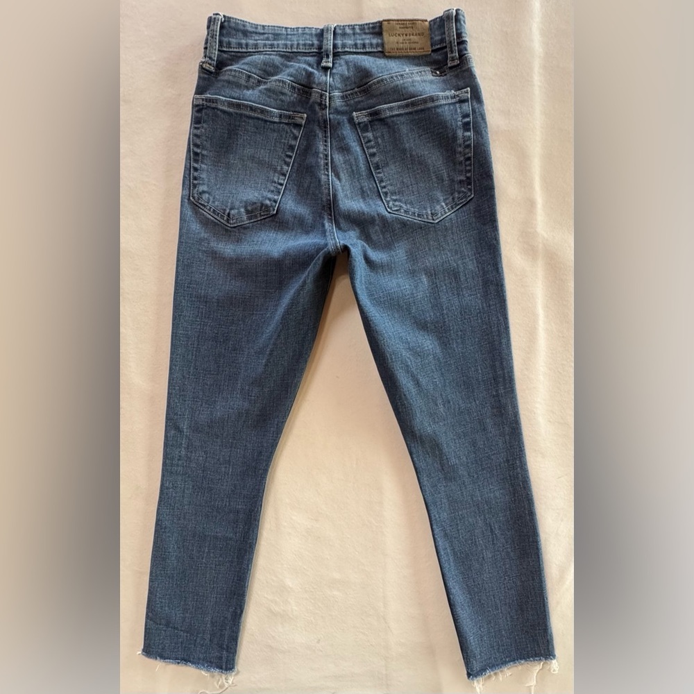 Lucky Brand Bridgette Skinny Raw Hem Jeans (2/26) - Picture 4 of 17